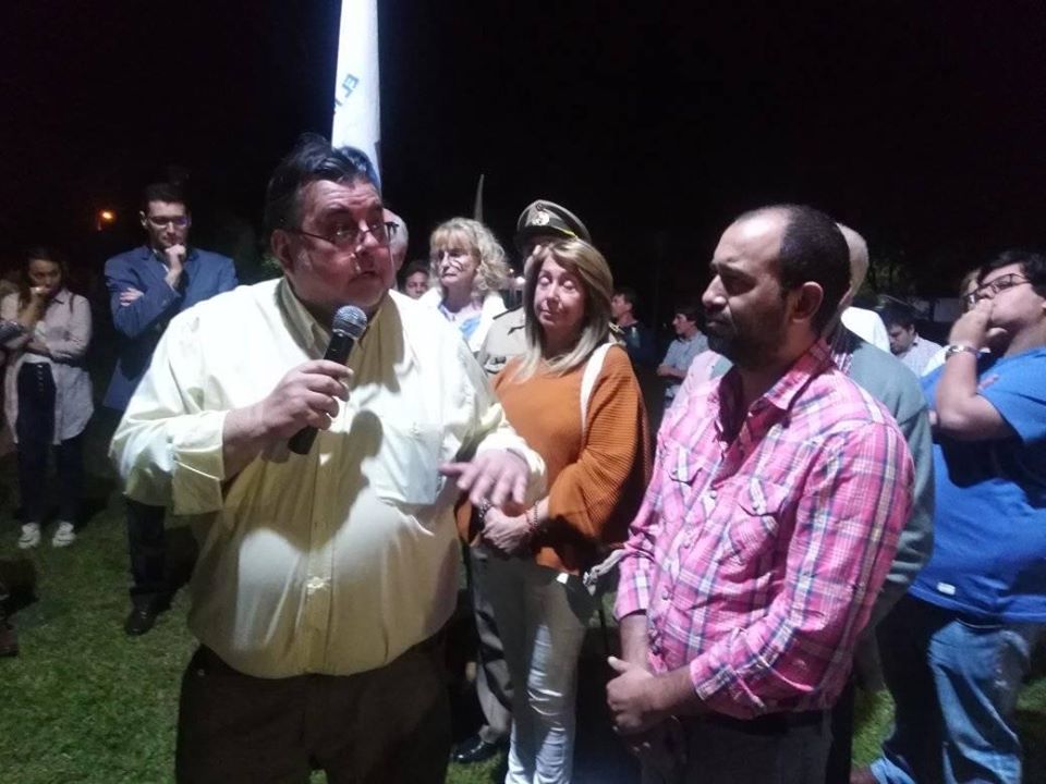 Legislativo presente en inauguración de nueva iluminación
