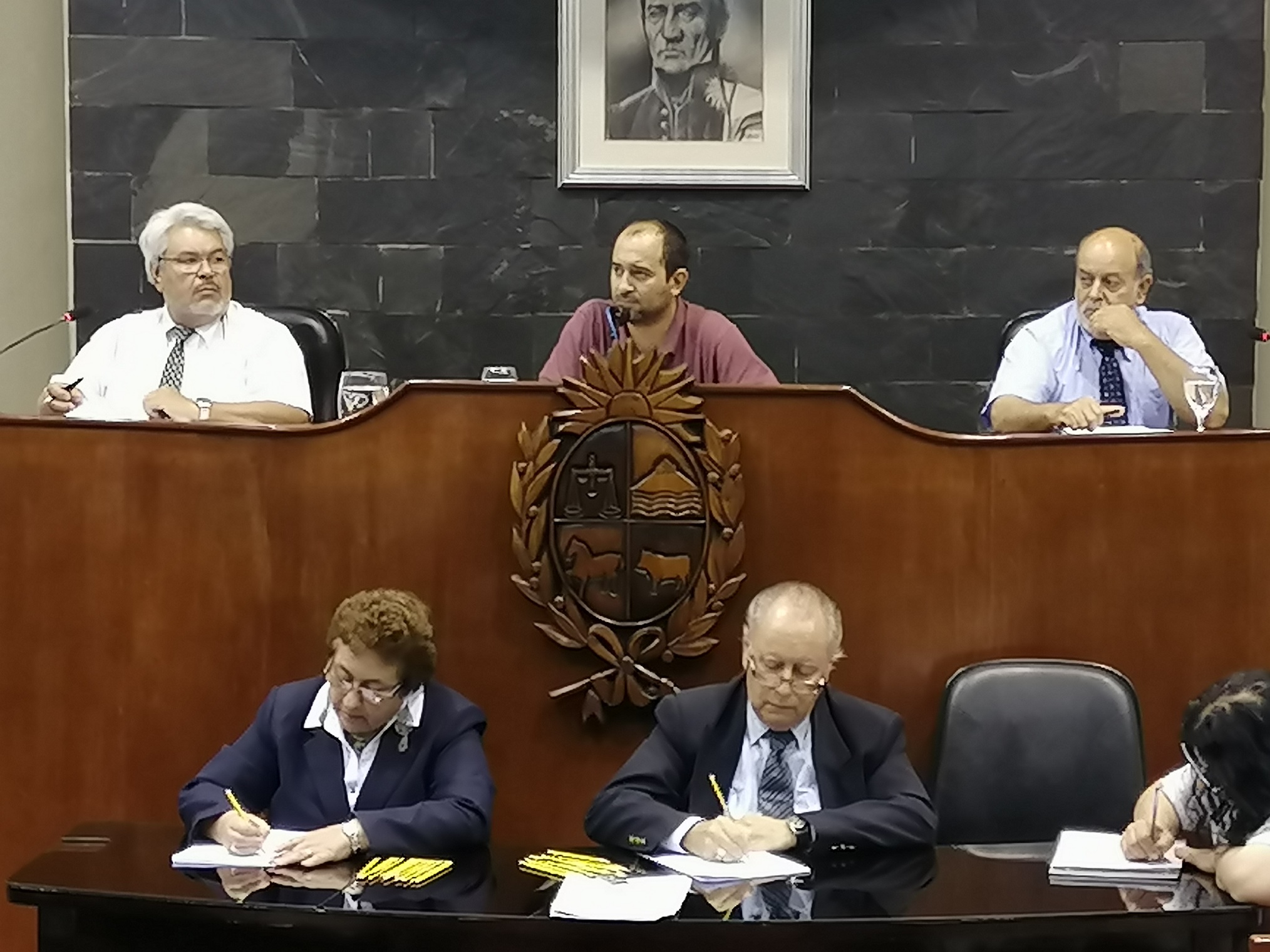 APRUEBAN SISTEMA DE DIGITALIZACIÓN DE NORMATIVA DEPARTAMENTAL