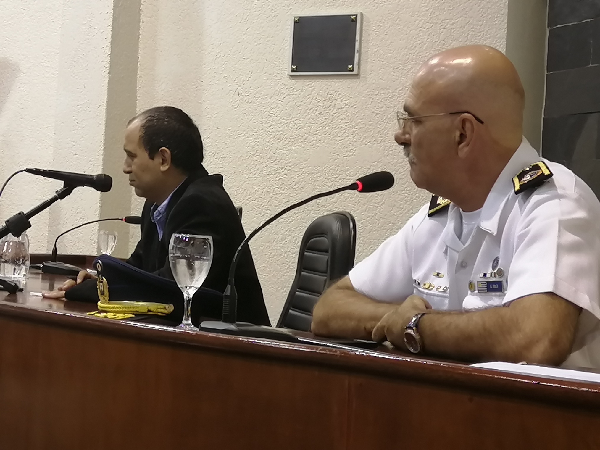 AL DESPEDIRSE, JEFE DE POLICÍA AGRADECIÓ A EDILES POR SUS INQUIETUDES