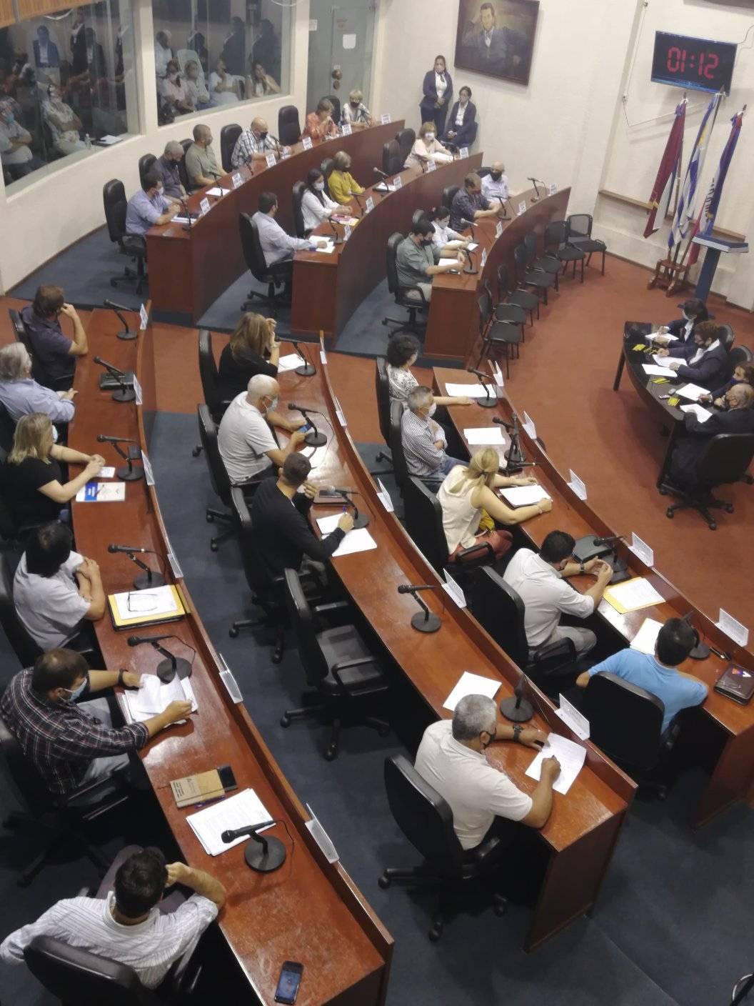 Quedaron definidas comisiones de admisiones y re – admisiones de Hogares