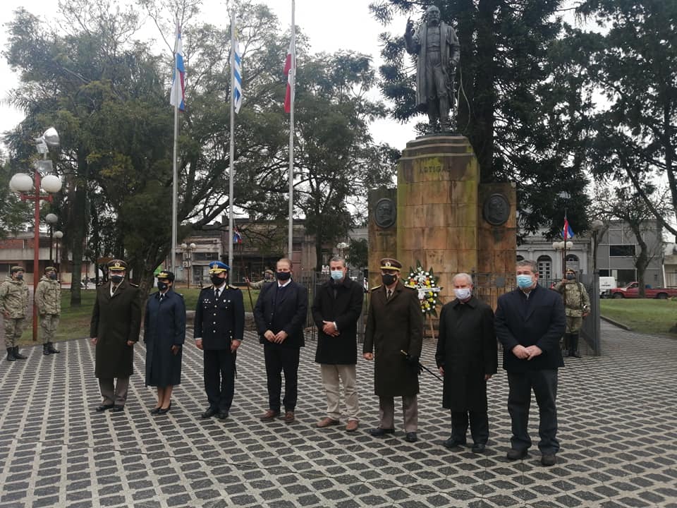 Presidente de la Junta rindió homenaje al prócer de la Patria.