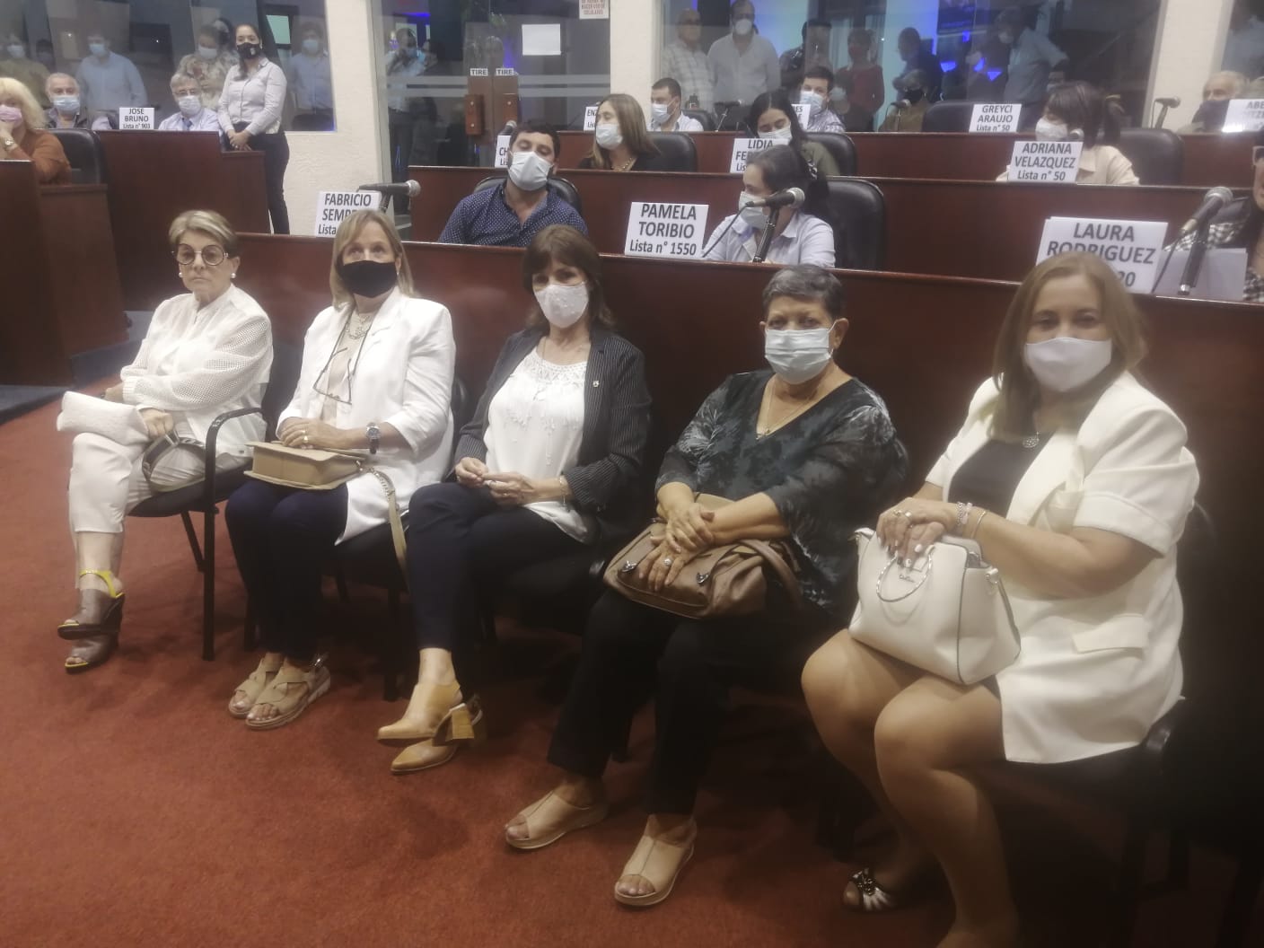 Sesión homenaje a Edilas y ex legisladoras departamentales