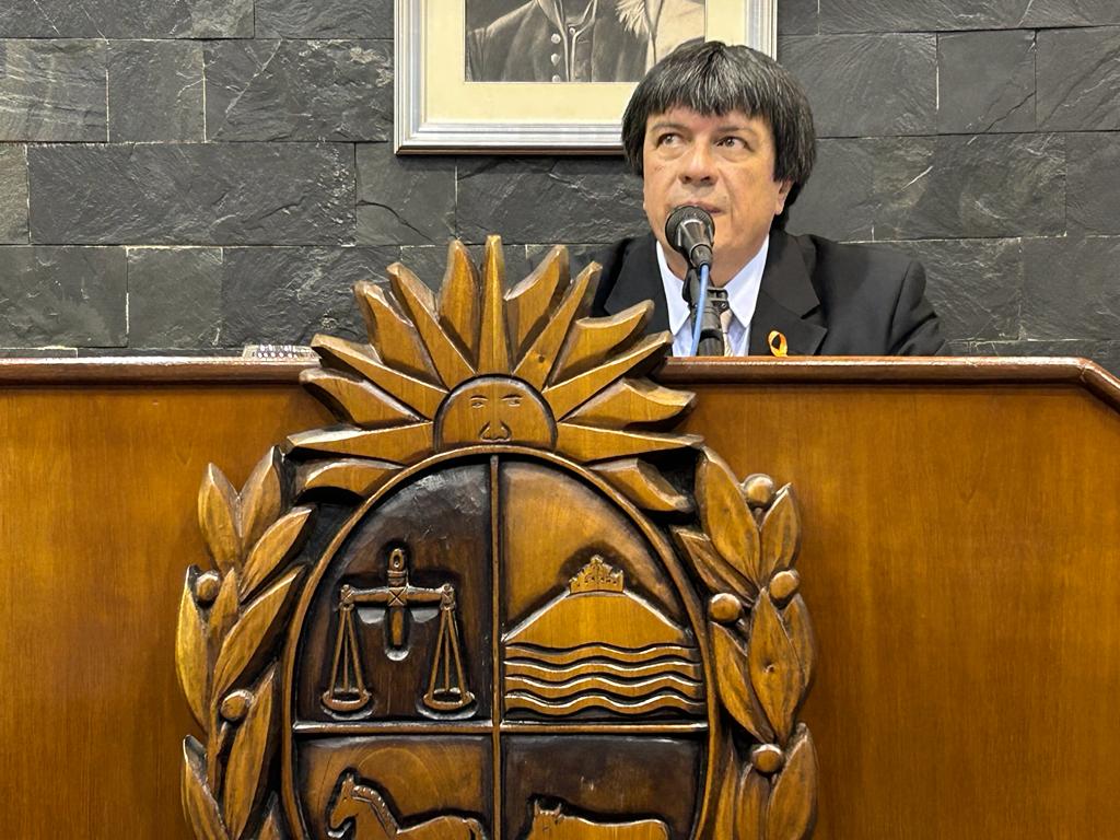 Junta aprobó compras de terrenos a Intendencia Departamental